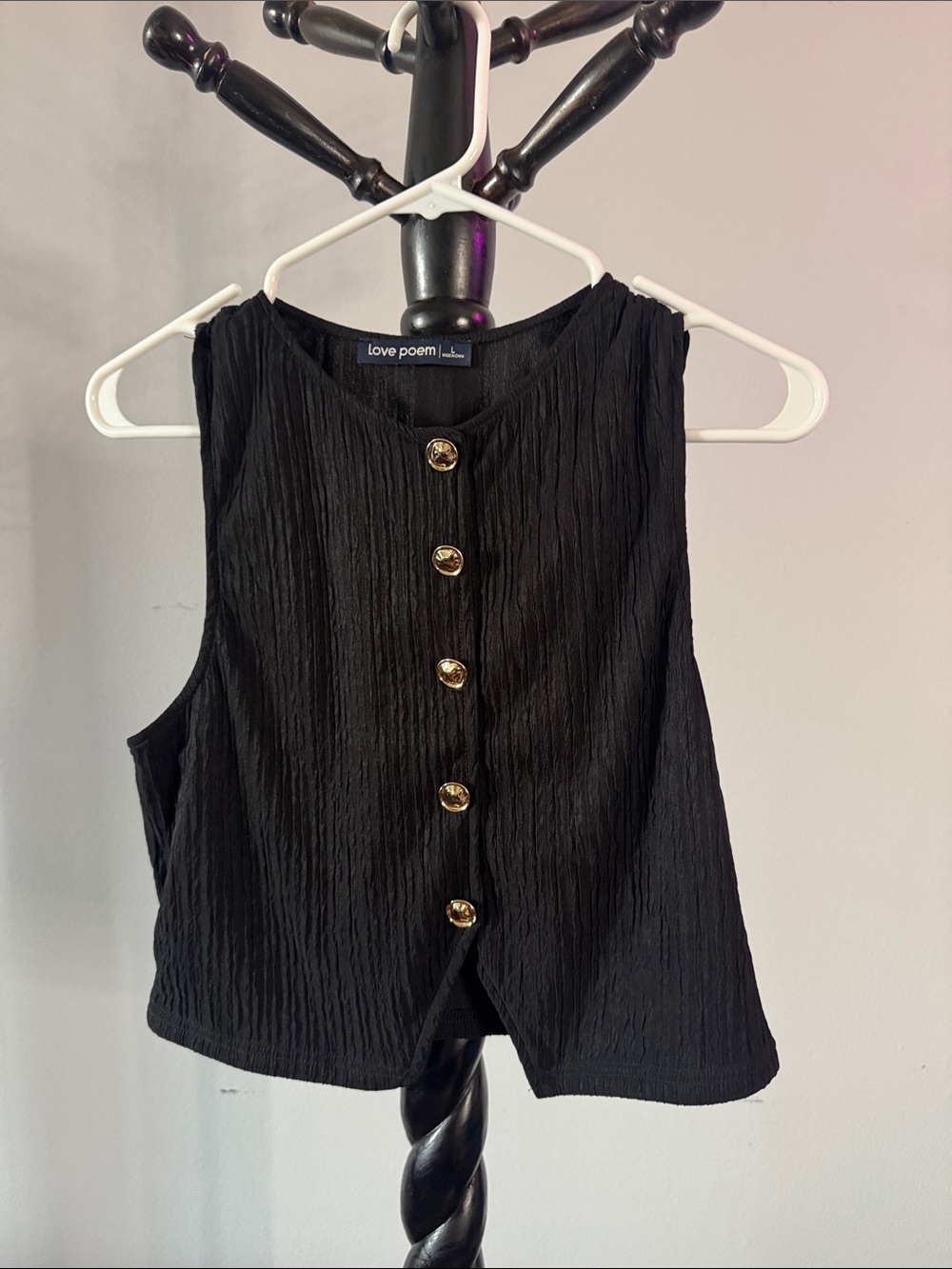 Black Sleeveless Button-Front Top 2.R.4